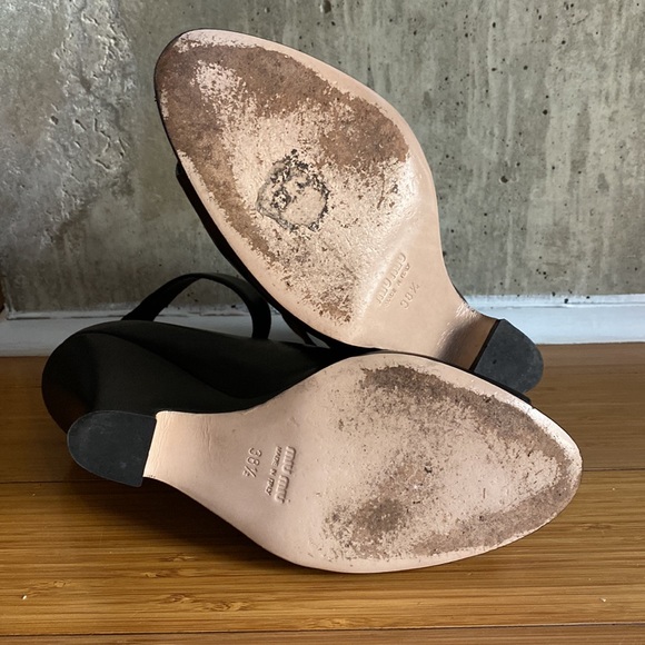 Miu Miu in sumptuous black, calfskin - Picture 4 of 4